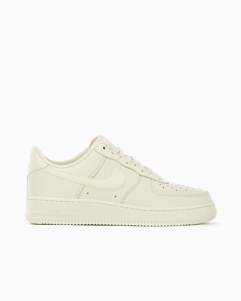 Nike Air Force 1 07 Fresh Coconut Milk WeiB DM0211 101 FOOTDISTRICT