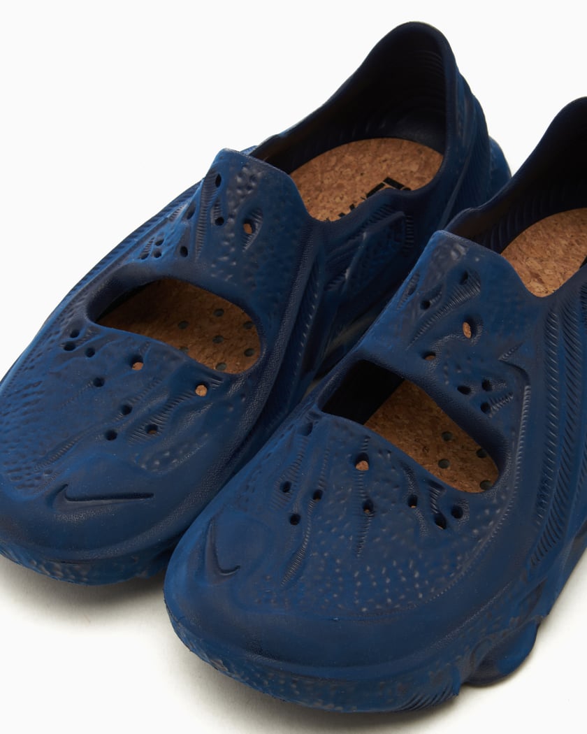 Nike ISPA Universal Blue DM0886-400 | FOOTDISTRICT Nike ISPA Universal Blue DM0886-400 | FOOTDISTRICT