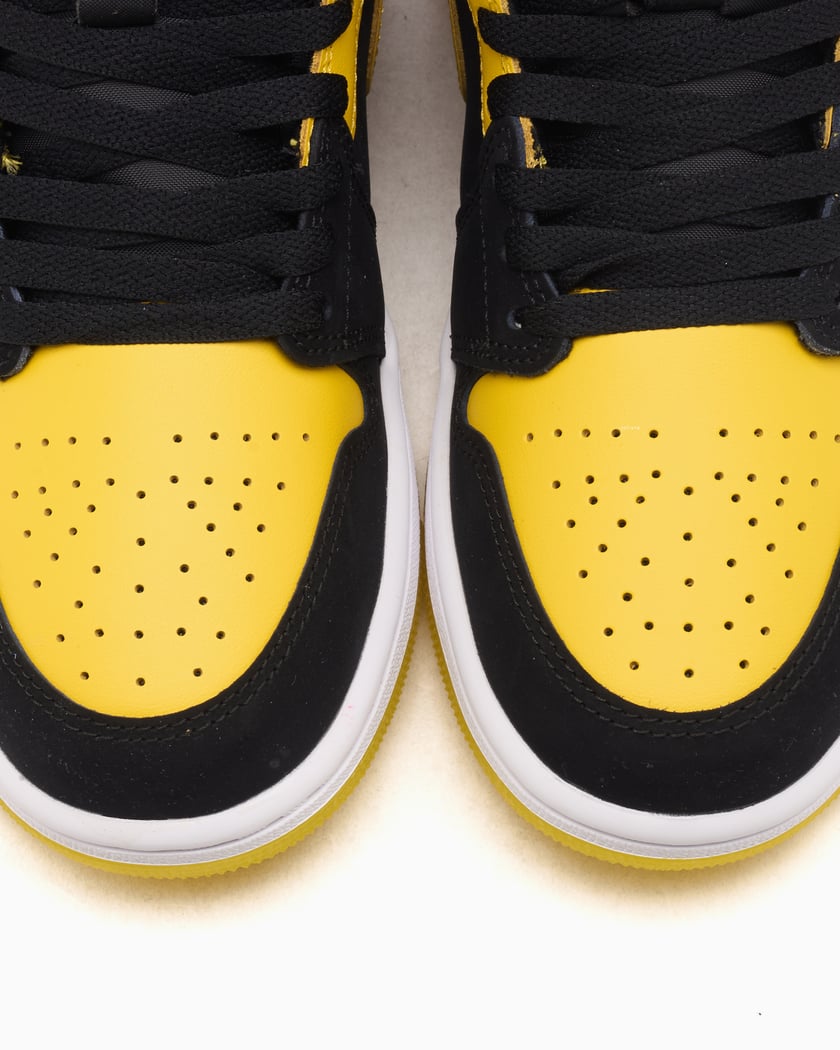 Air Jordan 1 Mid SE Black HJ6654-071 | FOOTDISTRICT