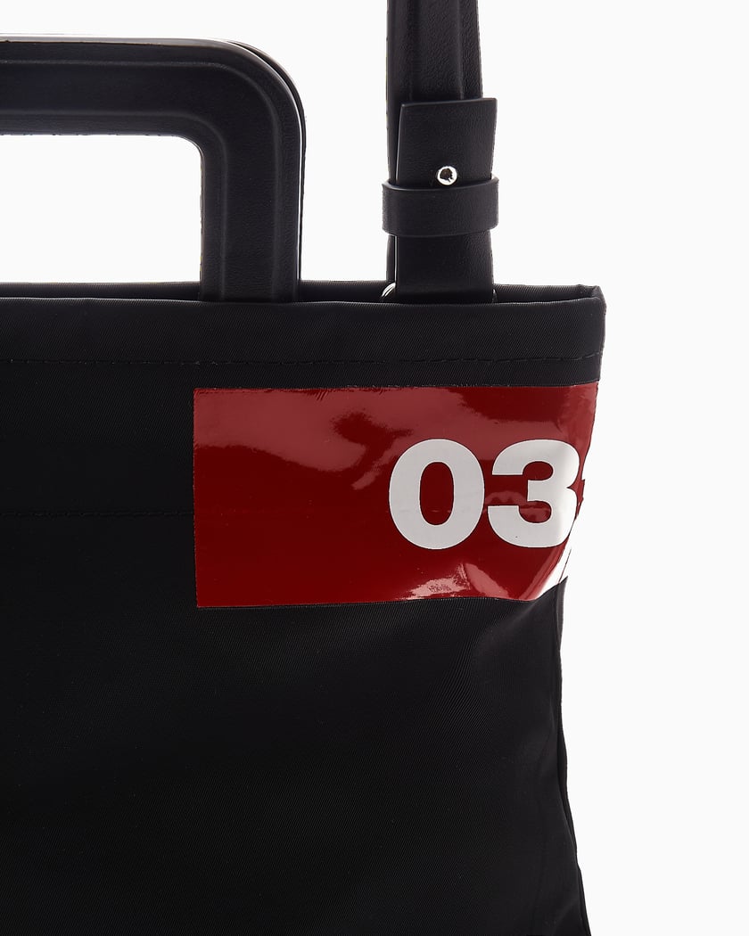 Freight bag outlet