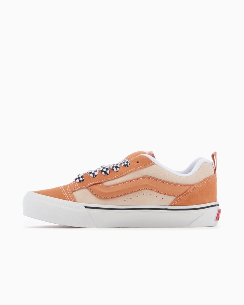 Vans old hotsell skool peach pink