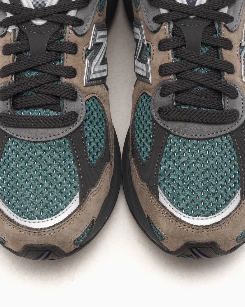 New Balance U2010 AGY Marron, Verde U2010AGY | FOOTDISTRICT