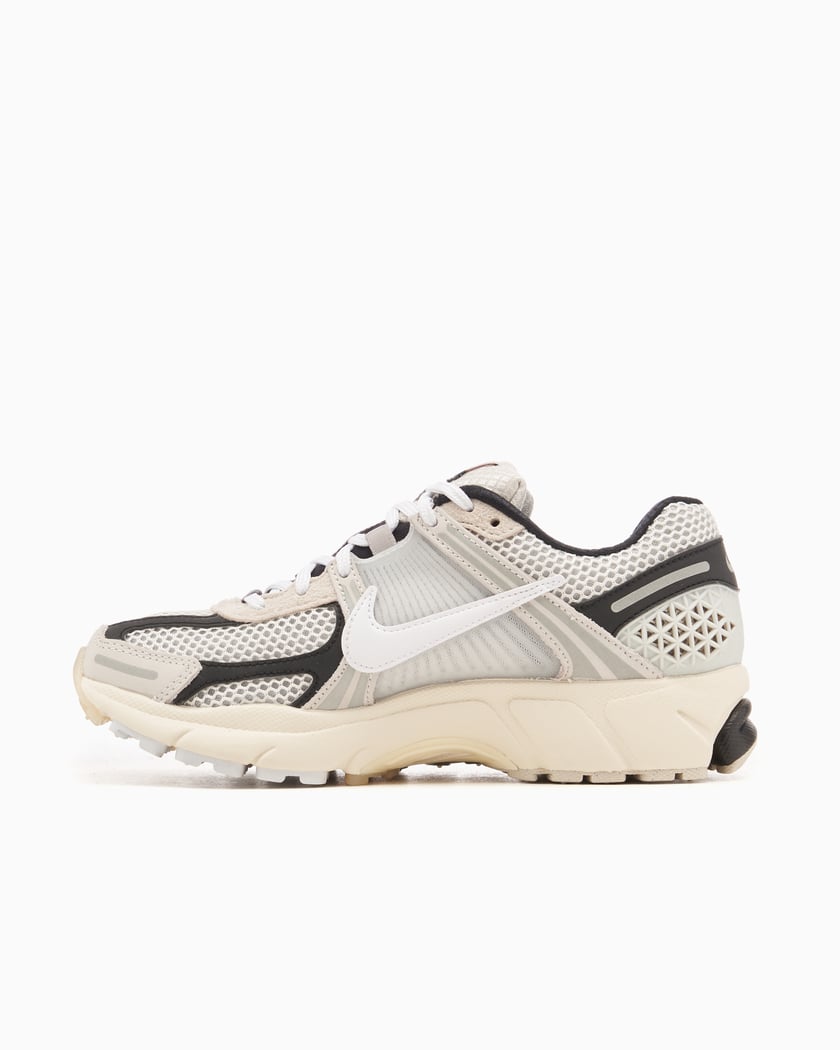 Nike Zoom Vomero 5 Premium Supersonic Bianco FN7649 110 FOOTDISTRICT