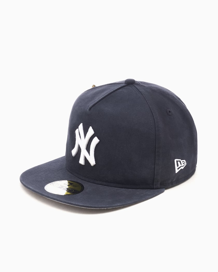 New Era New York Yankees Championship Side Flag 59FIFTY