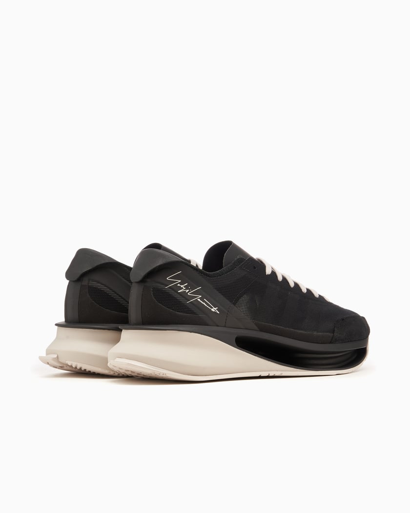 Adidas y 5 store