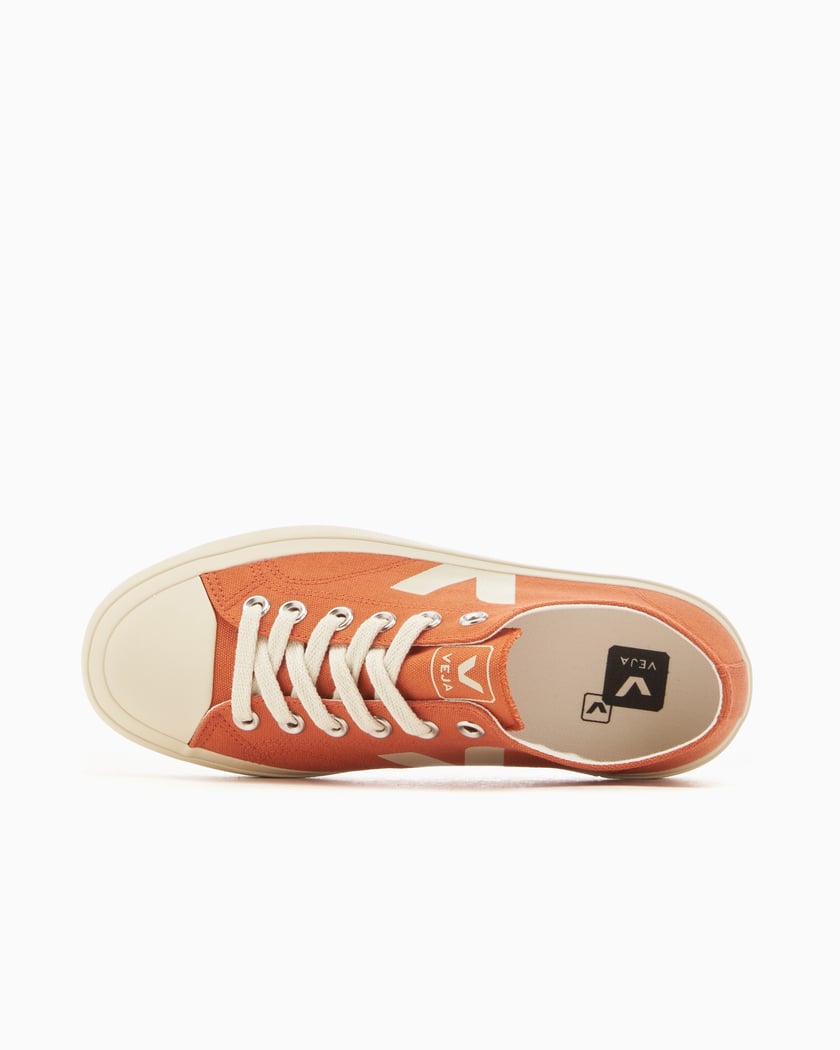 Veja Women s Wata II Low Orange PL0103513A FOOTDISTRICT