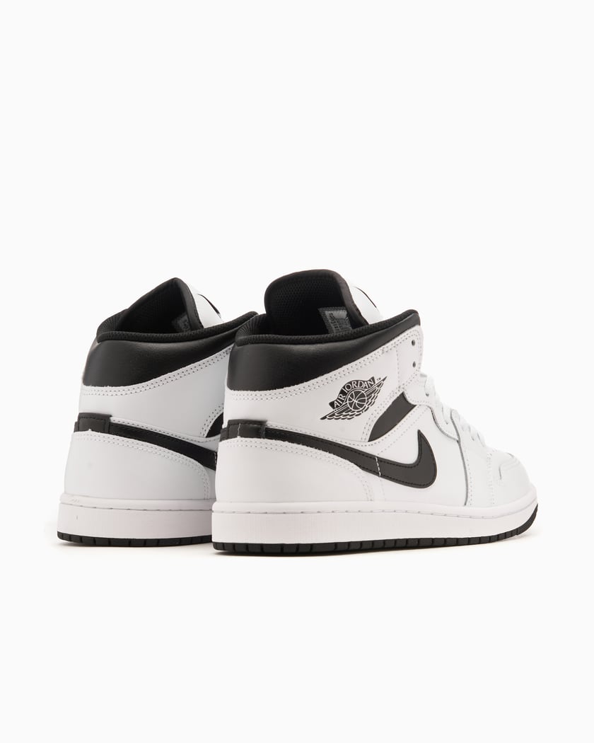 Air Jordan 1 Mid White DQ8426 132 FOOTDISTRICT