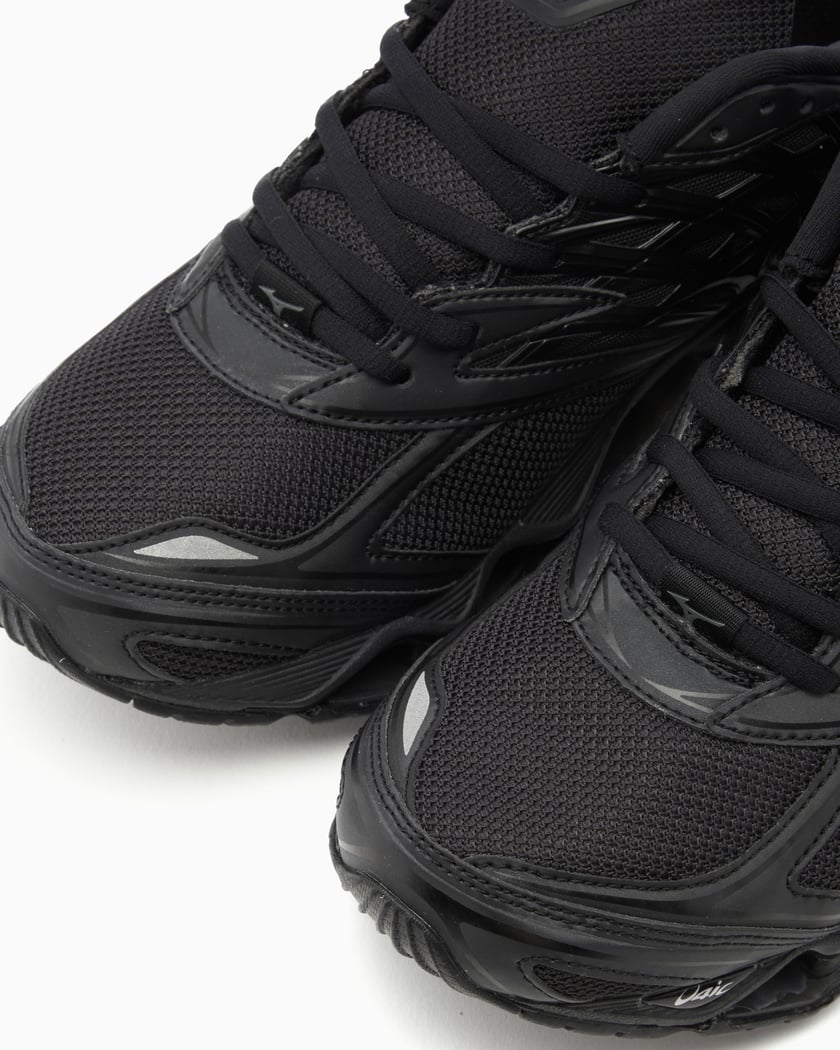 Mizuno Wave Prophecy LS Black D1GA3337-01 | FOOTDISTRICT