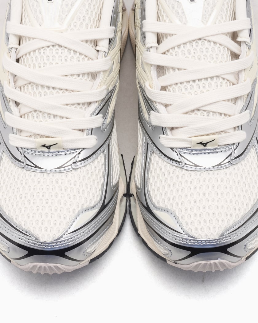 Mizuno Wave Prophecy LS White D1GA2511-01 | FOOTDISTRICT