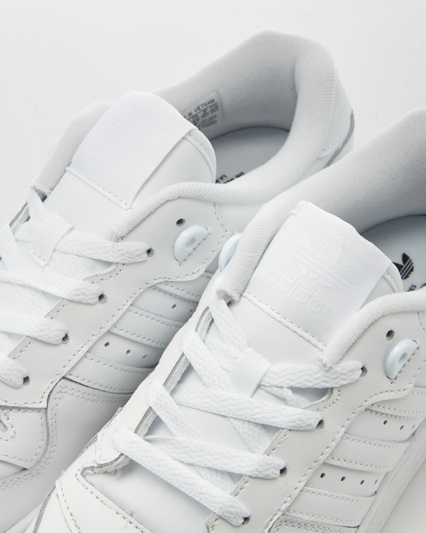Zapatillas adidas sales originals rivalry low