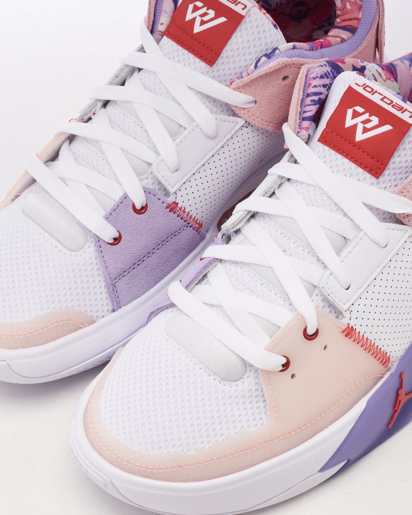Pink and white jordans 2019 hotsell