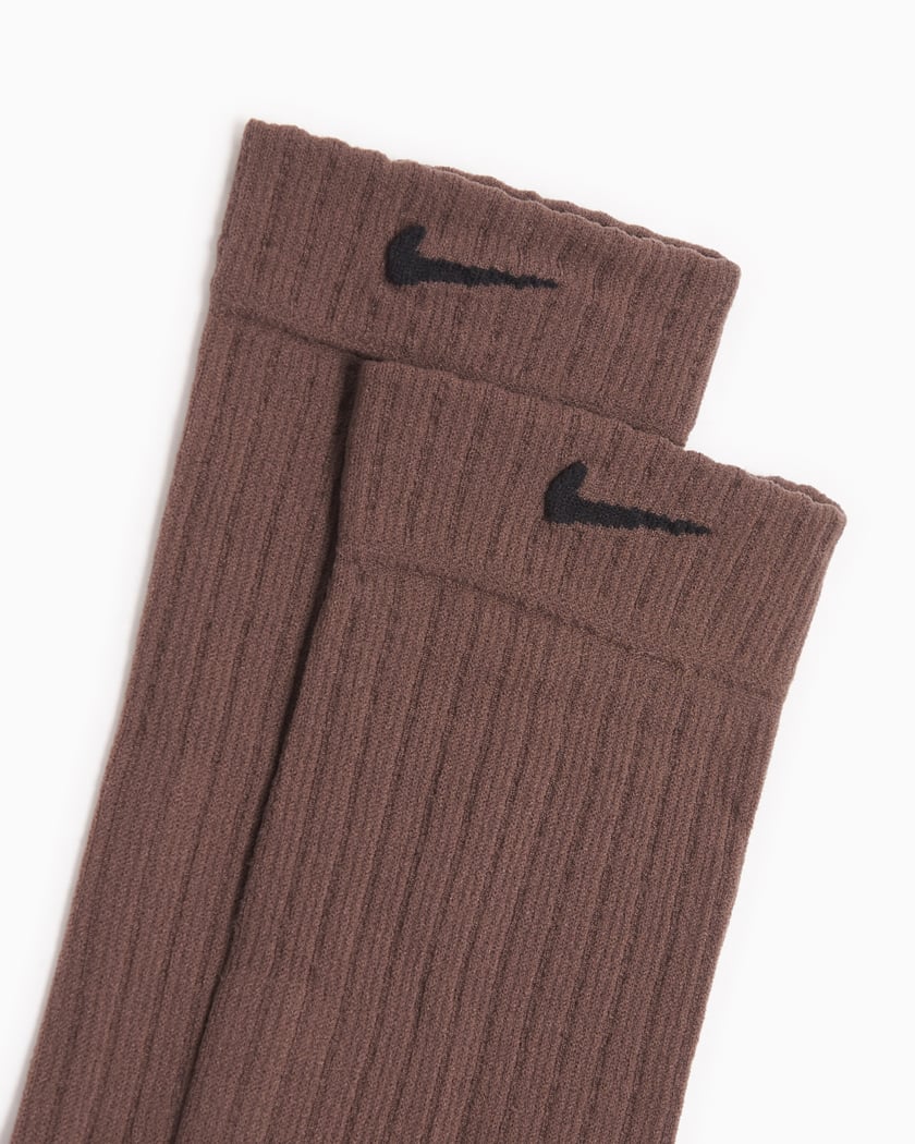 mid nike socks womens