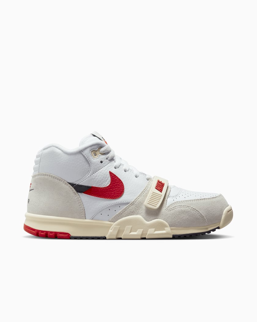 Nike Air Trainer 1 Chicago Split Wit DZ2547 100 FOOTDISTRICT