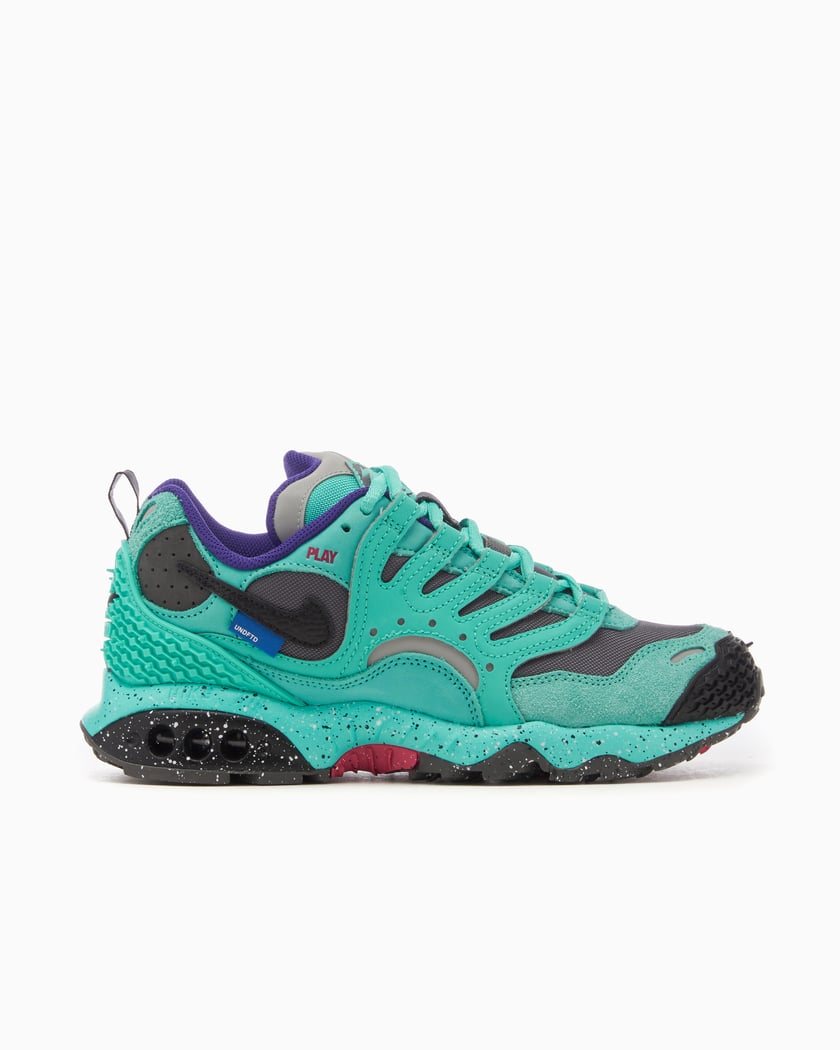 Nike x UNDEFEATED Air Terra Humara