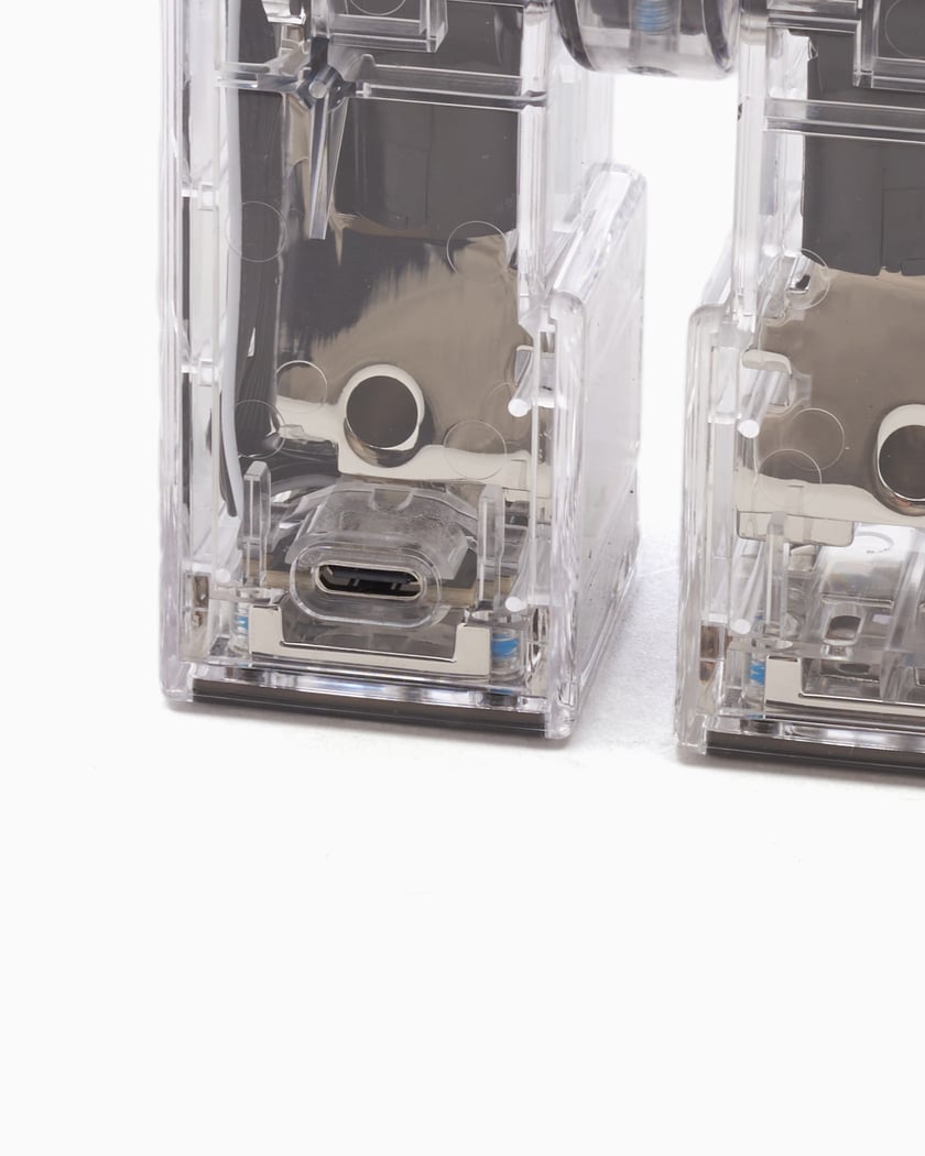 Medicom Toy Be@rbrick AUDIO Portable Bluetooth Speaker 400 Medicom Toy Be@rbrick AUDIO Portable Bluetooth Speaker 400