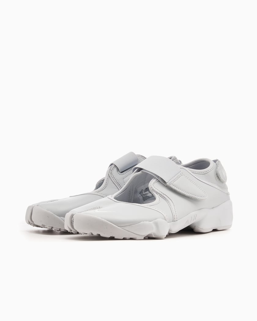 Nike Women s Air Rift White HM5737 001 FOOTDISTRICT
