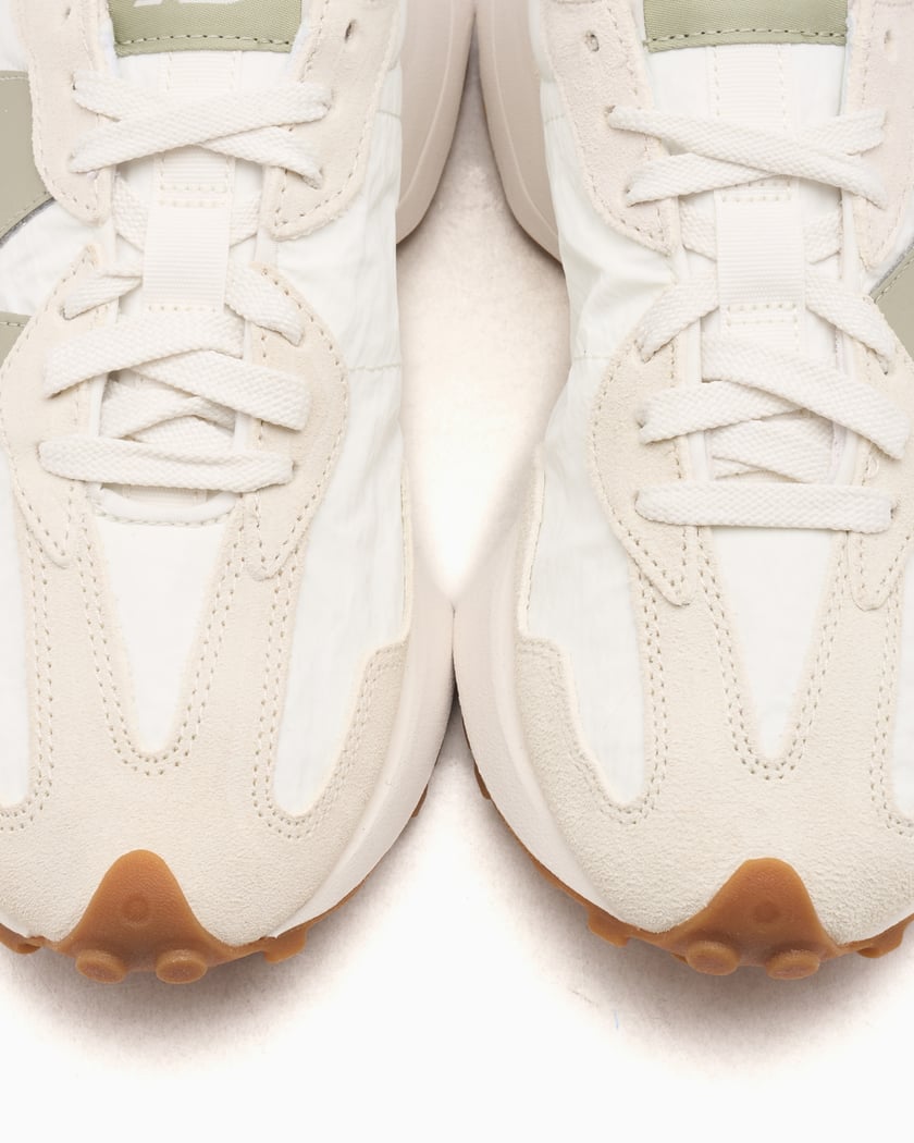 国内配送 New Balance WS327 NKD BEIGE New Balance 327 Women's (WS327NKD)
