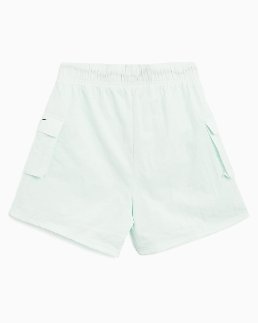 White high rise shorts top