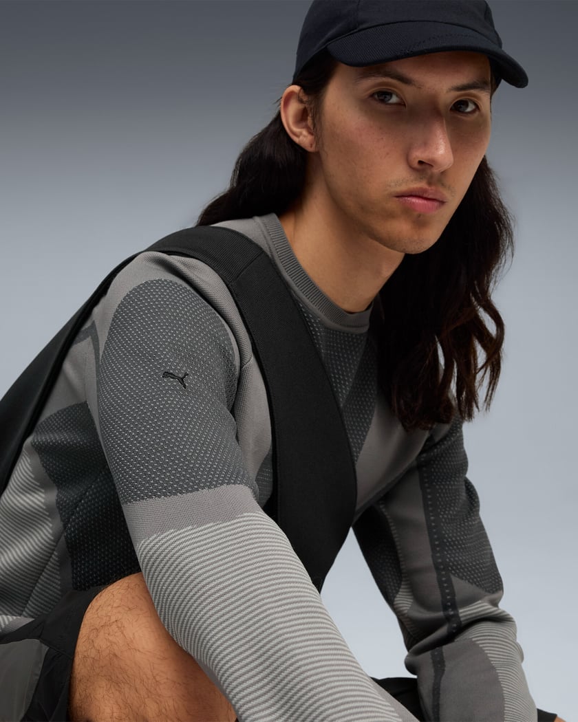 PUMA Vネックセーター グレー Puma x San San Gear Men's Sweater Blue, Gray 632549-08 | FOOTDISTRICT