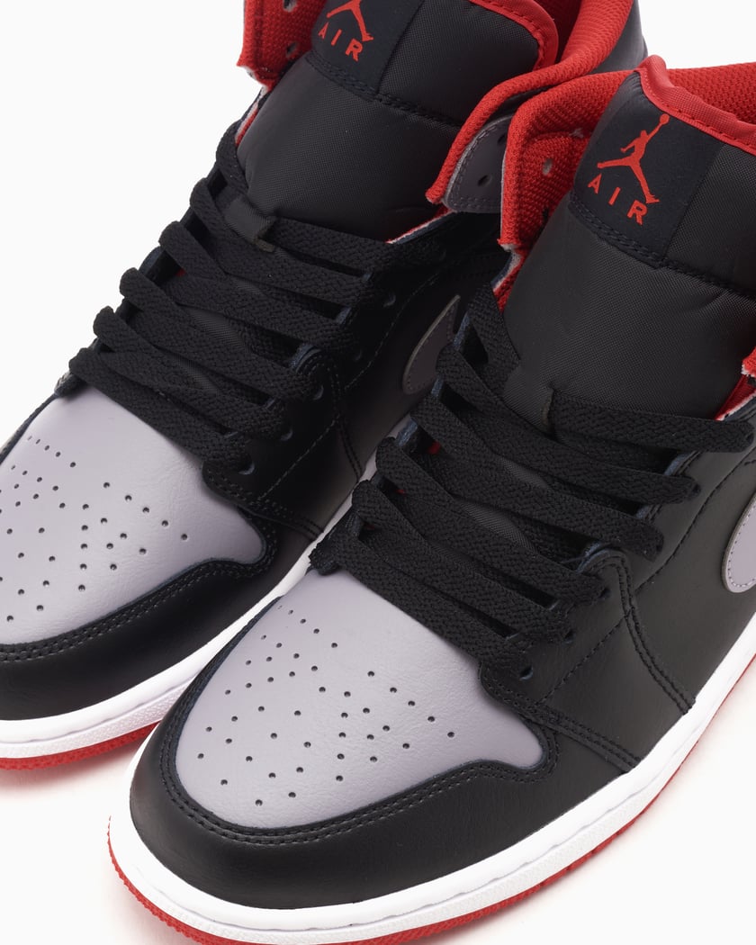 Jordan 1 blanco con negro 2018 clearance