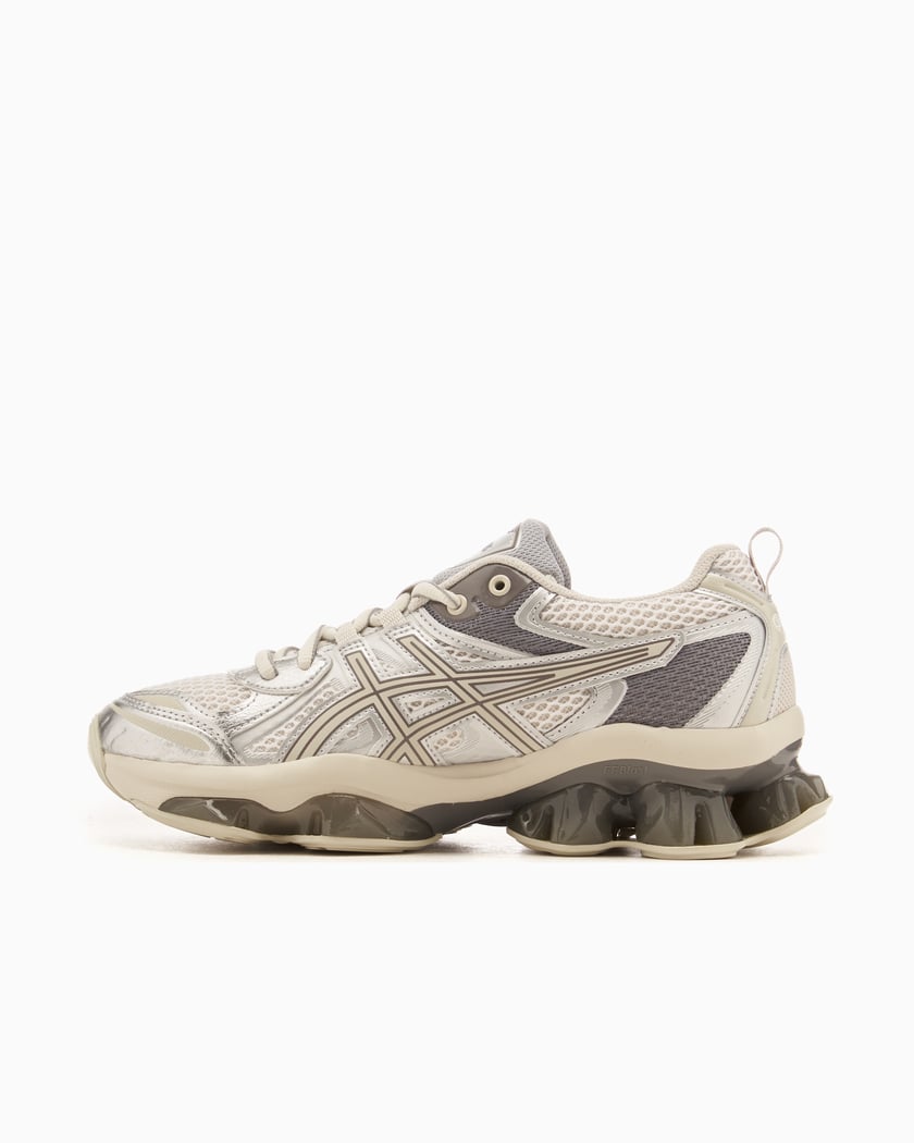 ASICS Gel Quantum Kinetic Silberfarben 1203A270 101 FOOTDISTRICT