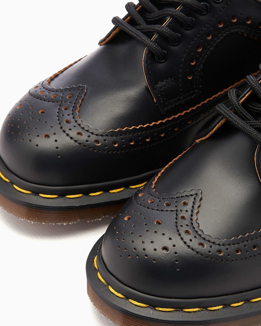 3989 vintage dr martens hotsell