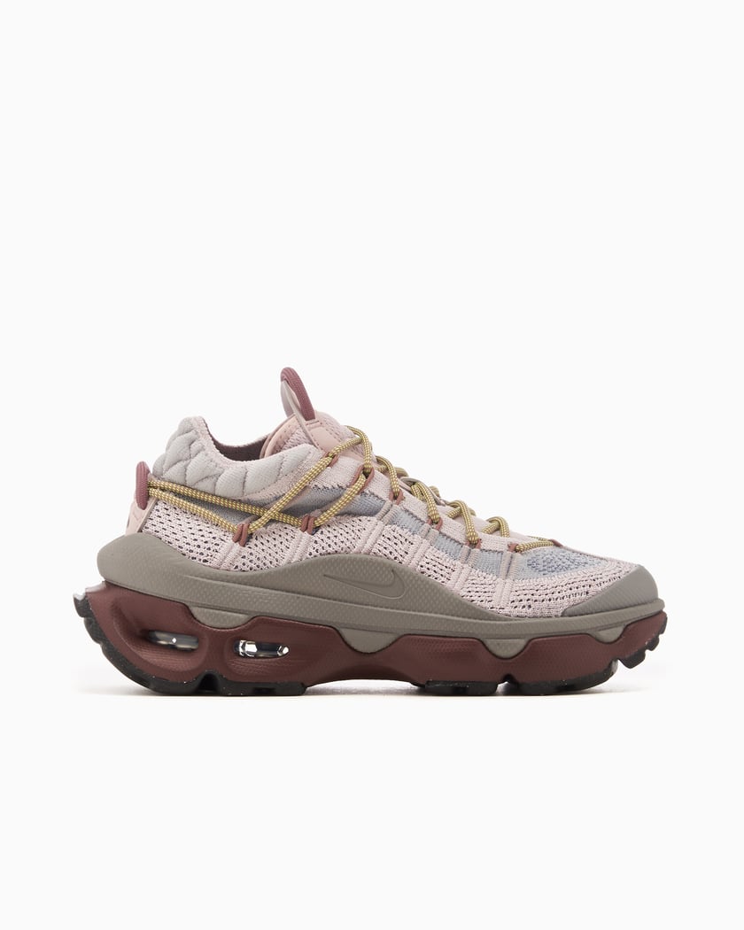 Nike Women s Air Max Flyknit Venture Bunt FD2110 002 FOOTDISTRICT