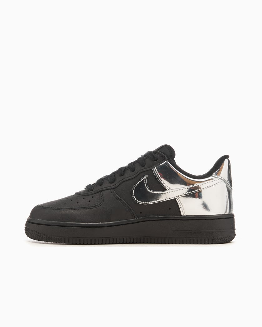 未使用品　NIKE AIR FORCE 1 LOW RETRO Nike Air Force 1 Low '07 Retro University Red - FD7039-600