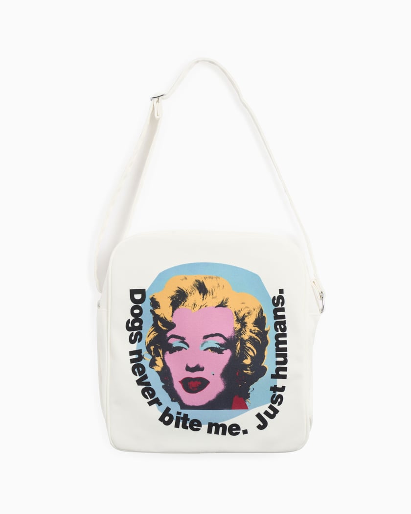 Comme Des Garcons Shirt Andy Warhol Unisex Bag WeiB FM K202 S24 1 FOOTDISTRICT