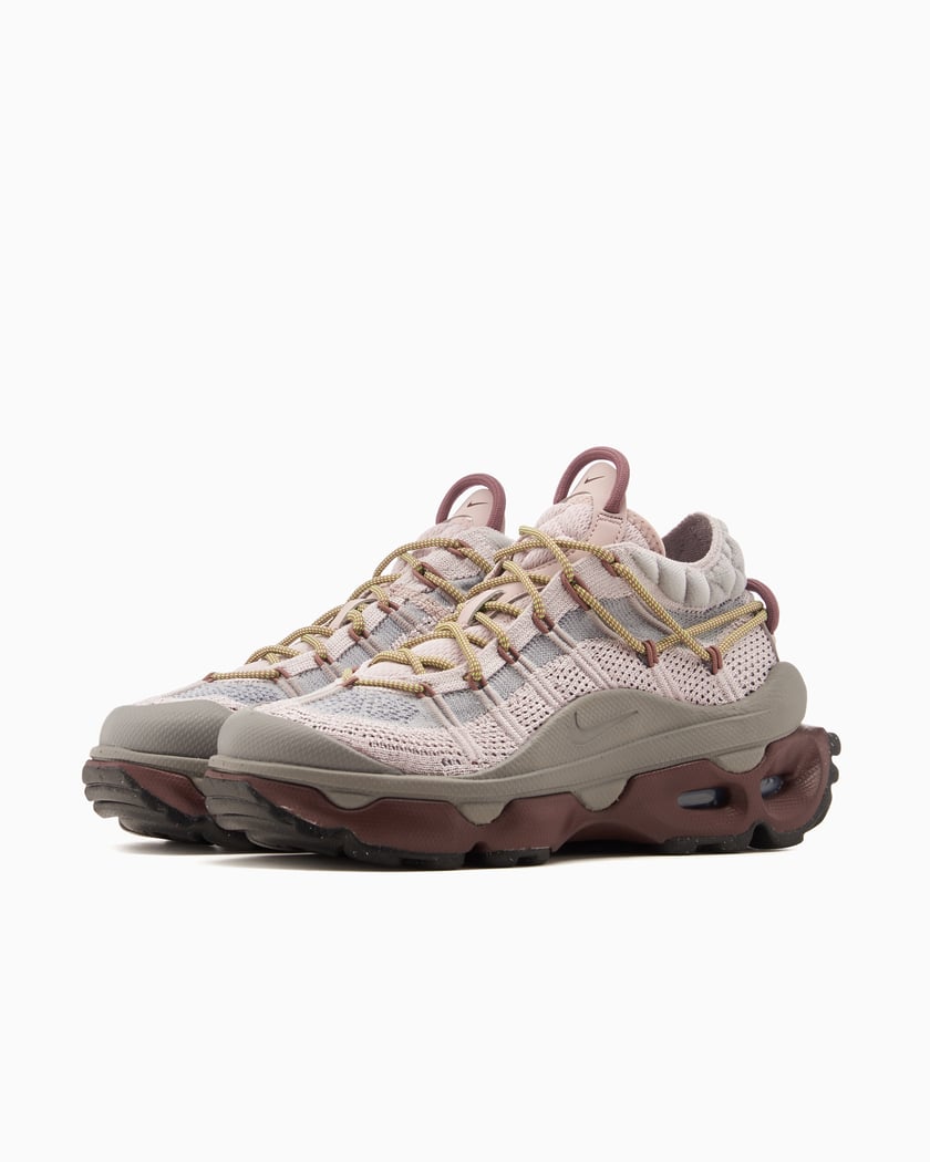 Nike women air max flyknit top