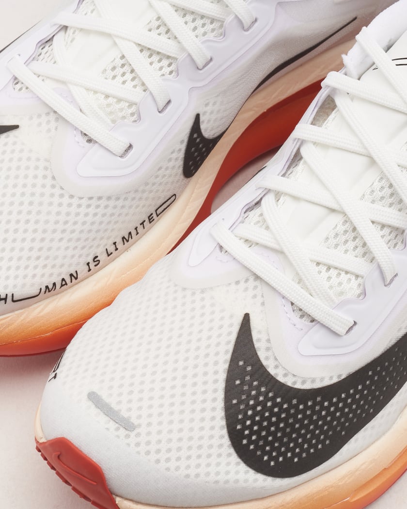 Nike Zoom Fly 6 Eliud Kipchoge Bianco HJ7038 100 FOOTDISTRICT