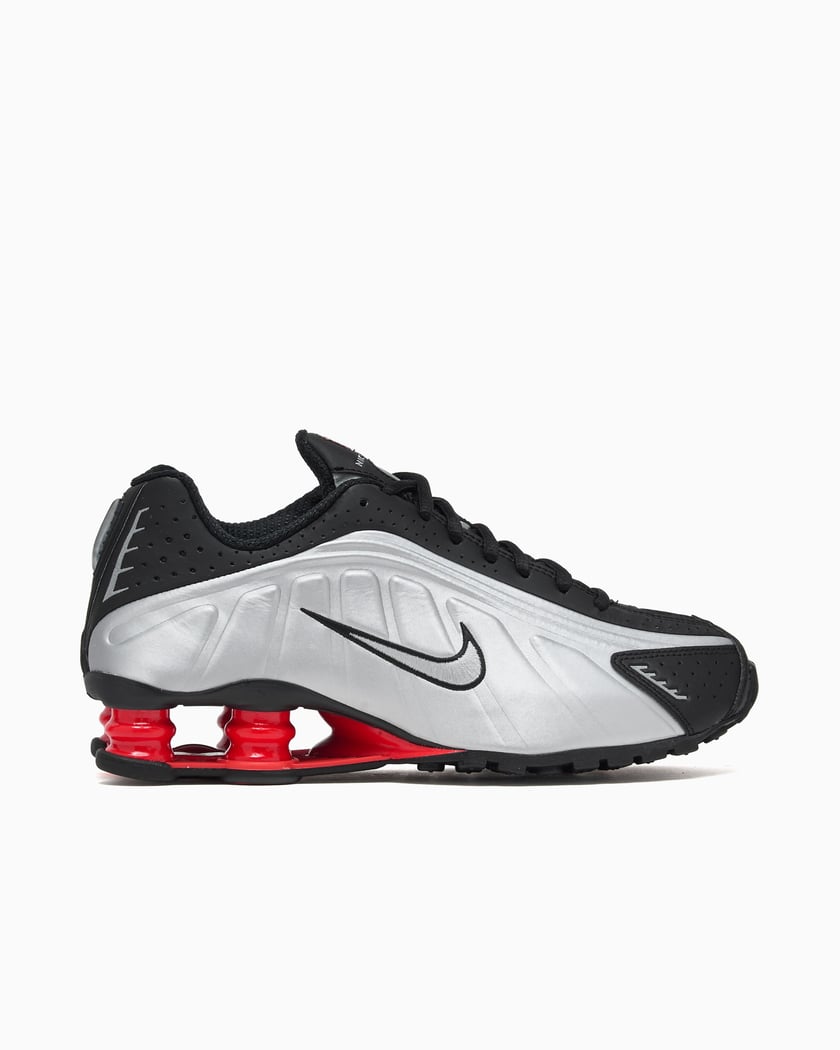 Nike Women's Shox R4 Black AR3565-011 | FOOTDISTRICT