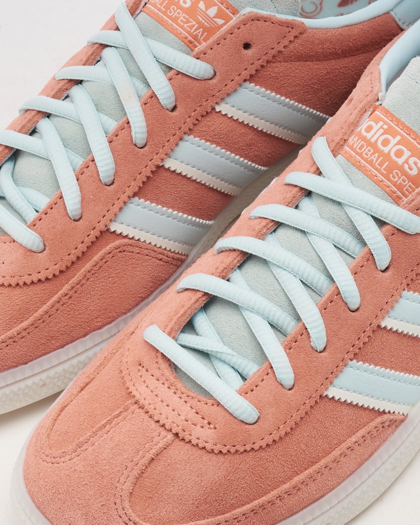 Zapatillas adidas color coral top