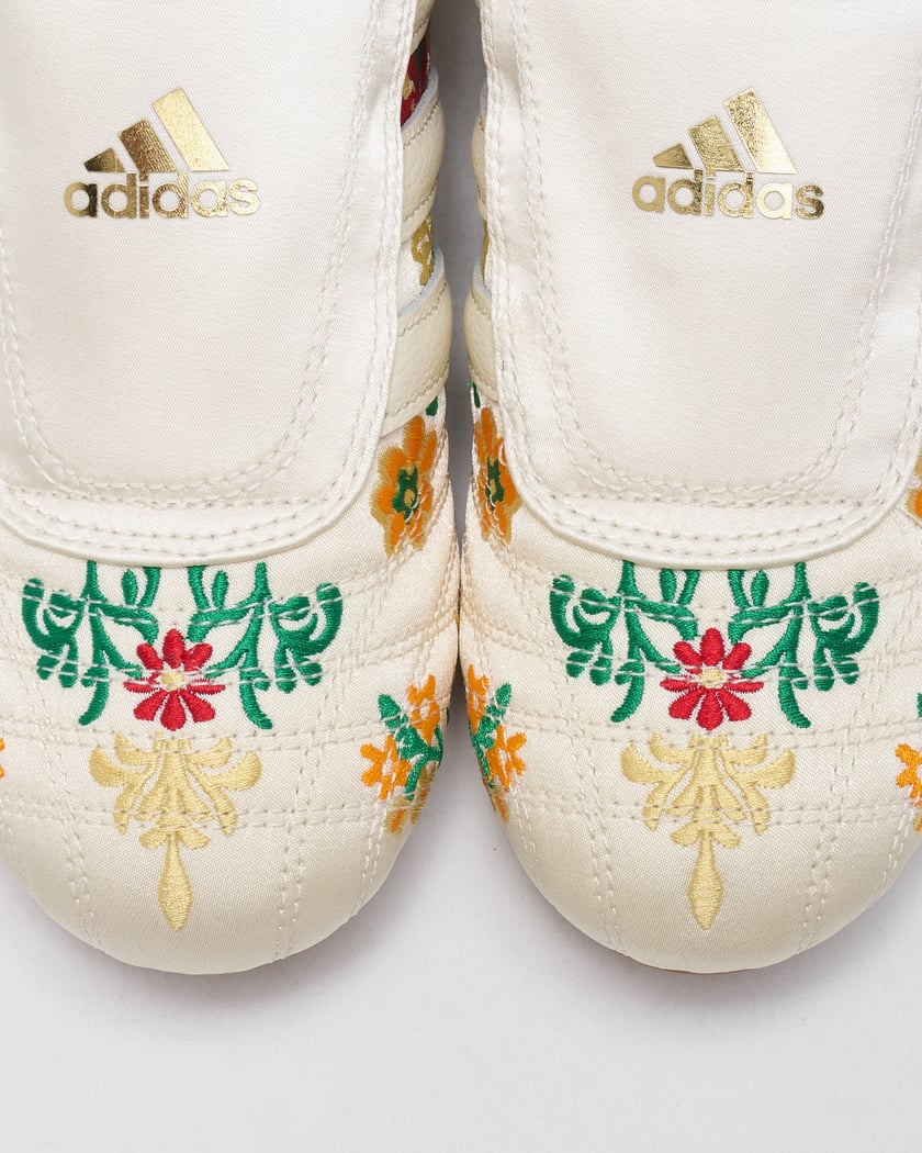 adidas Originals Women's Taekwondo Beige, Multi JR3705 | FOOTDISTRICT