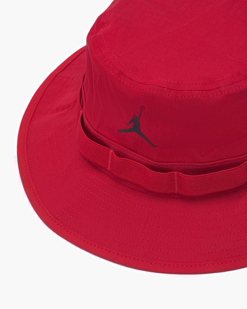 red nike bucket hat