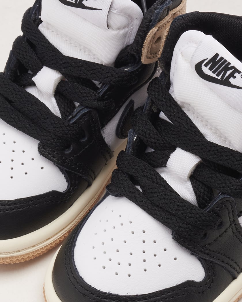 Jordan retro 1 td 2025