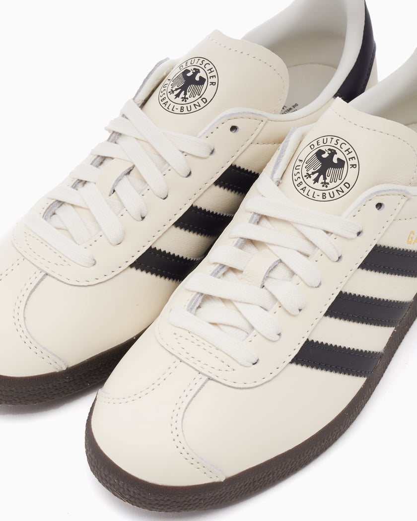 adidas Originals Gazelle Germany Preto Branco ID3719 FOOTDISTRICT