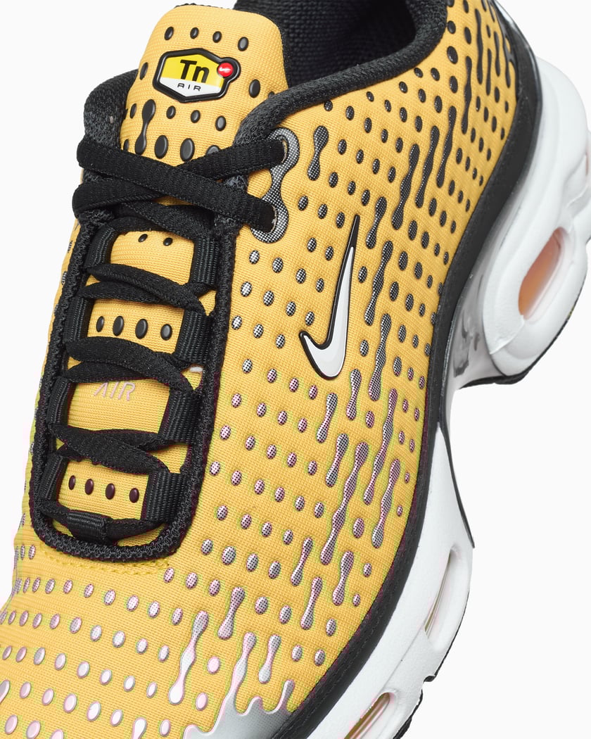 nike air max plus yellow