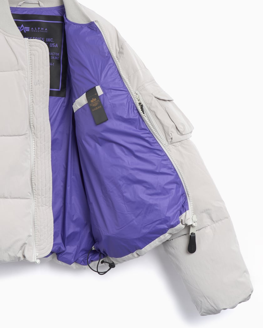 Alpha Industries Store | FOOTDISTRICT Alpha Industries Store | FOOTDISTRICT