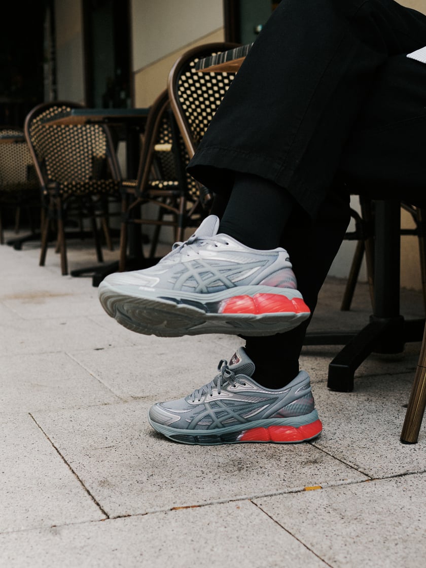 ASICS Gel Quantum 360 VIII Gray 1203A472 020 FOOTDISTRICT