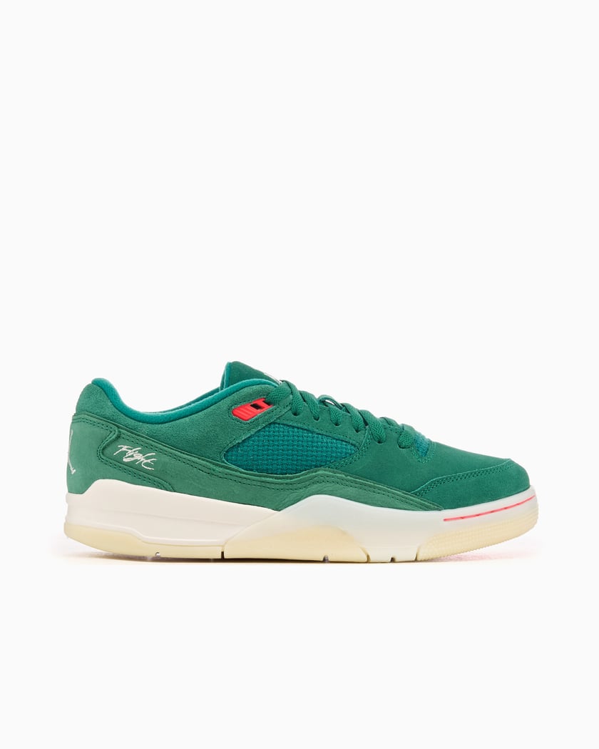 Jordan Flight Court Verde HF3255 300 FOOTDISTRICT