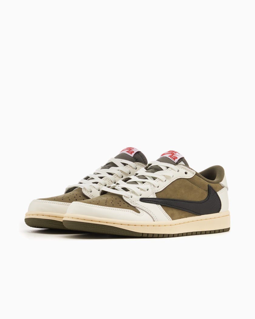 Green travis scott 4s clearance