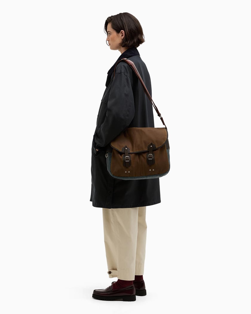 週末限定値下げBarbour ダークブラウン Tarrasショルダーバッグ 週末限定値下げBarbour ダークブラウン Tarrasショルダーバッグ - メルカリ