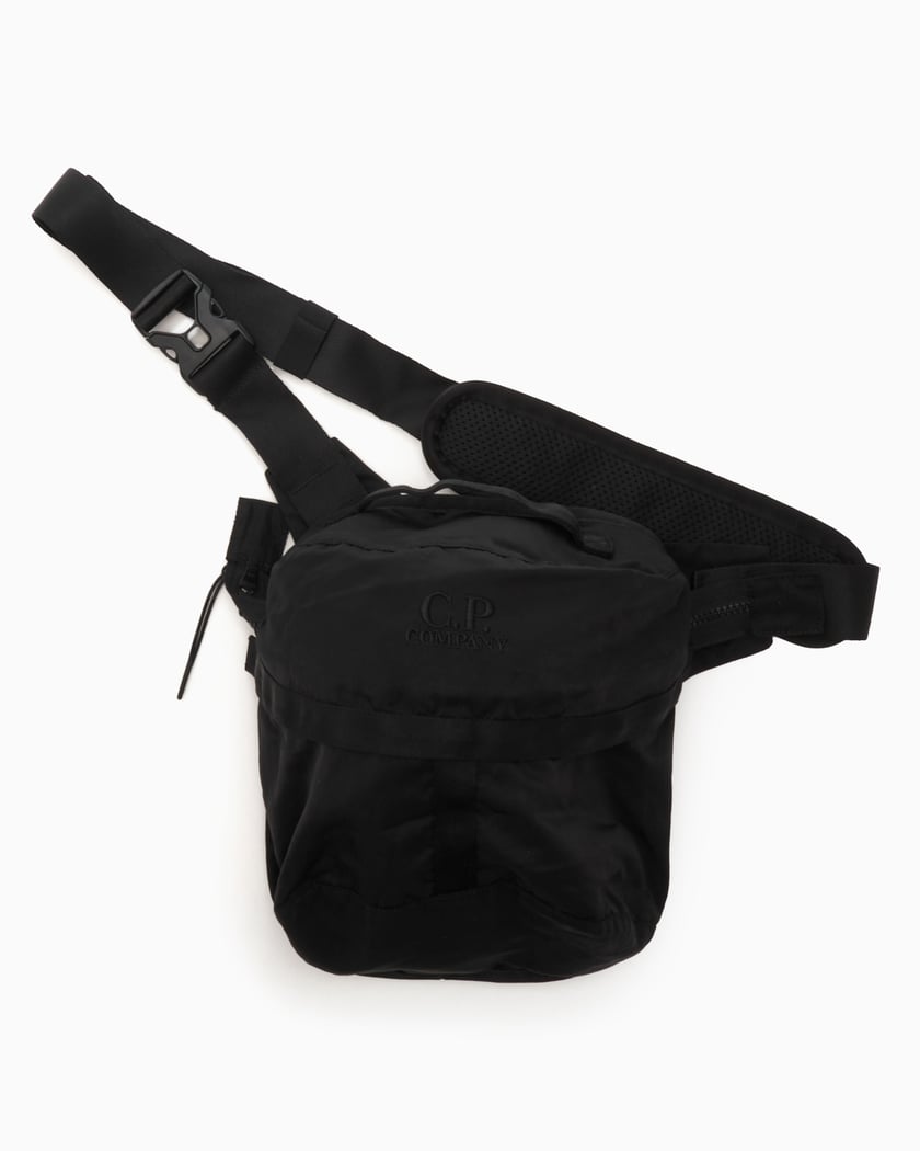 c.p.companyショルダーバッグ ブラック NYLON B CROSSBODY PACK [BLACK] - WUNDER 大阪 セレクト