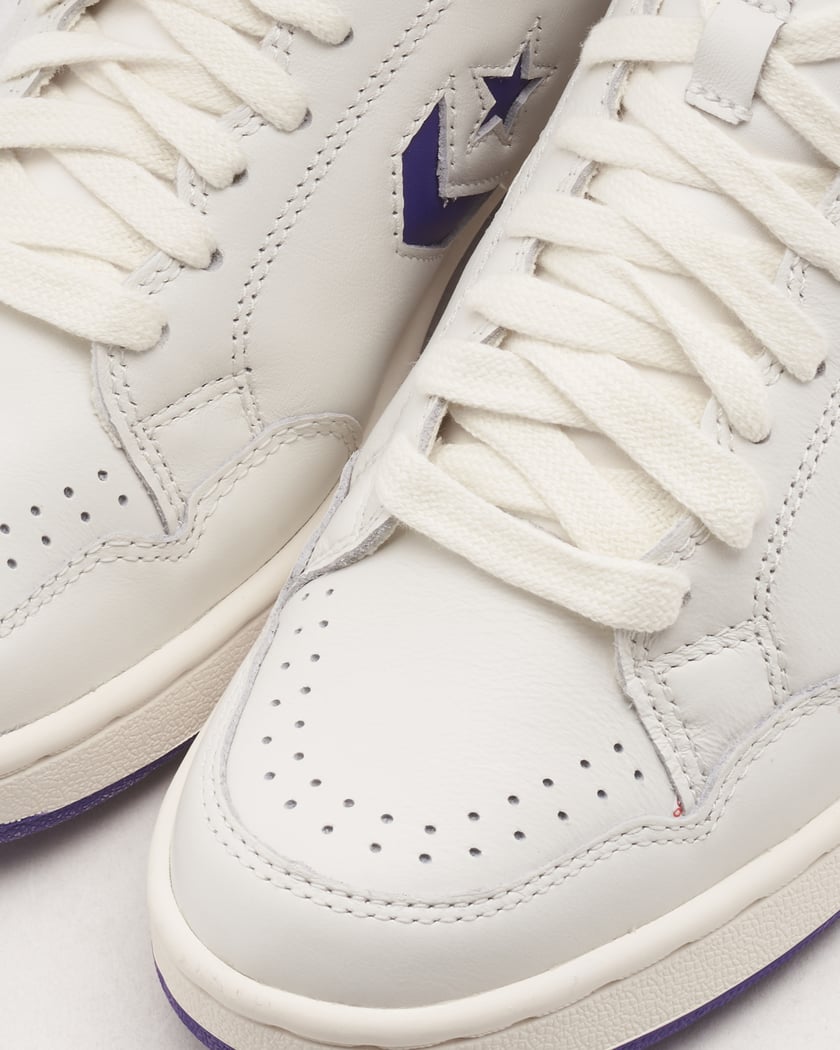 Converse Weapon Mid Old Money Seasonal White A11211C FOOTDISTRICT