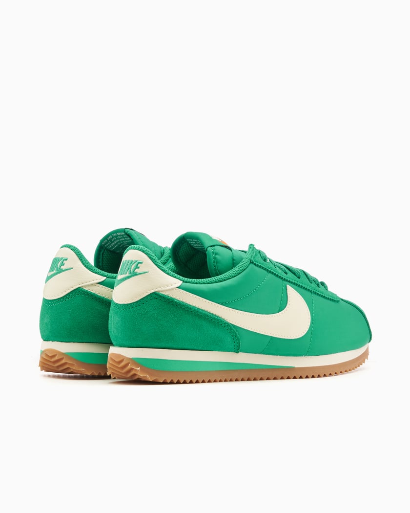 商品画像：Nike Cortez Textile Women's Shoes. Nike.com 1