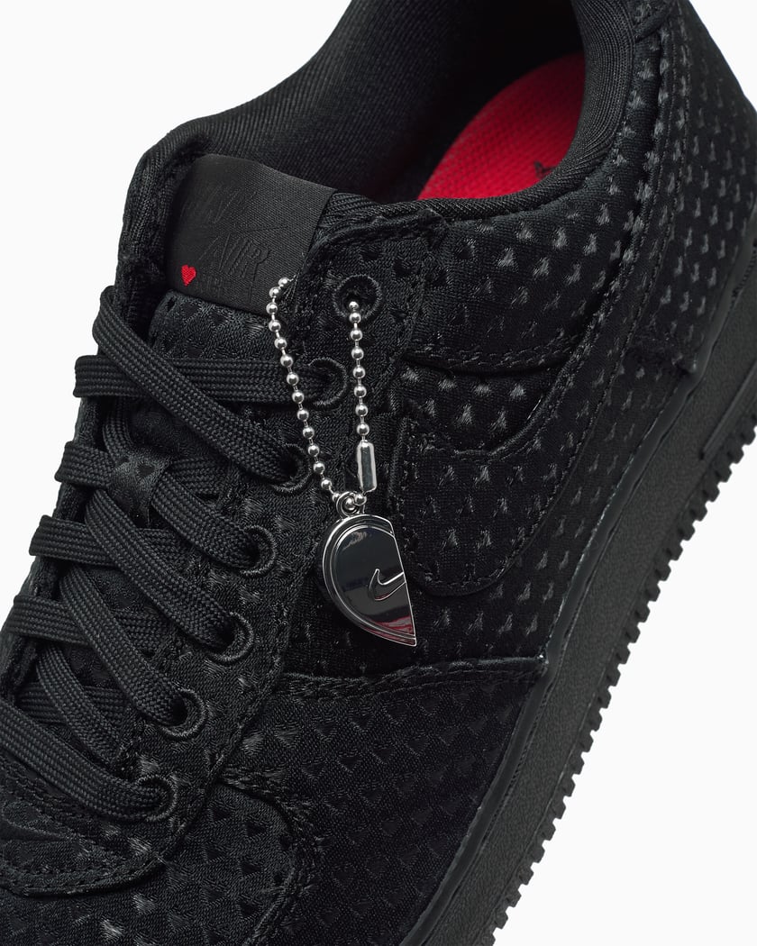 air force 1 foot district