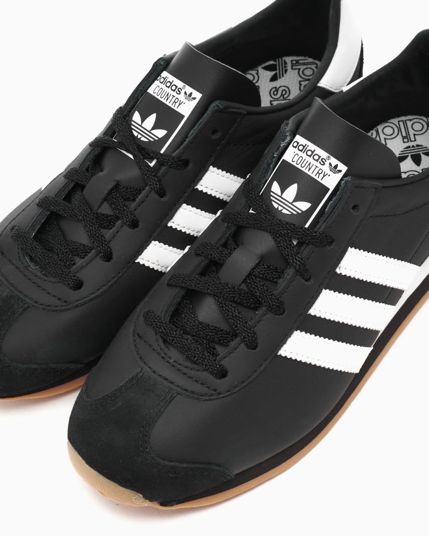 Adidas classic preto e branco outlet