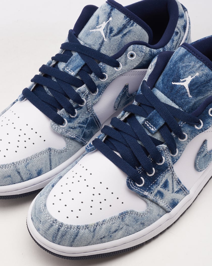 Air jordan 1 low with jeans cheap