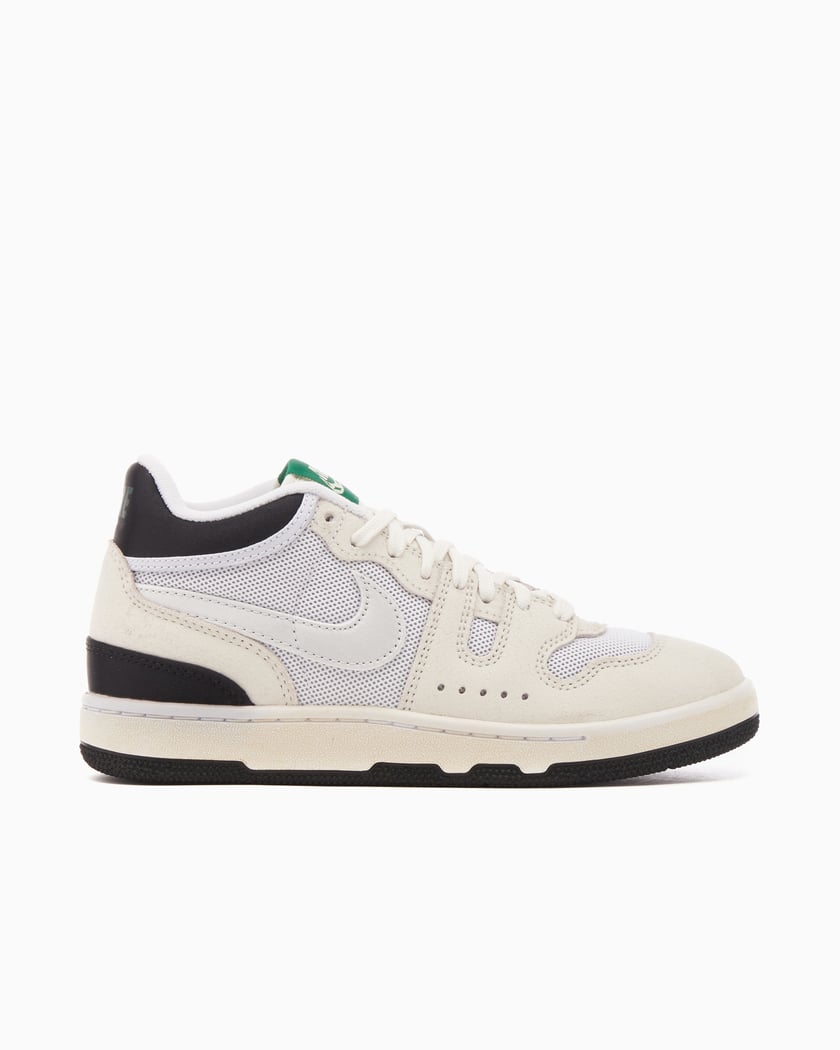 Nike sales saldi online